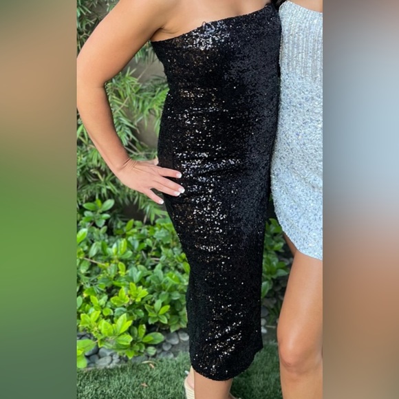 Amanda Uprichard Black Sequin Lizzy Dress - Picture 7 of 7